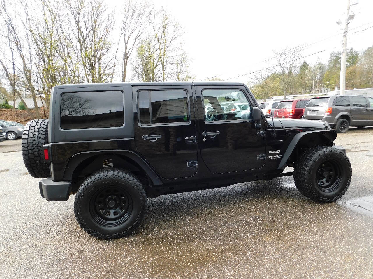 Used 2013 Jeep Wrangler Unlimited Sport image 11