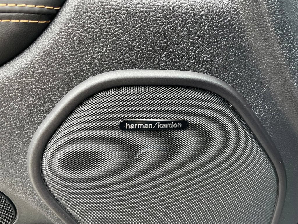 Used 2025 Dodge Durango R/T AWD/4WD image 12