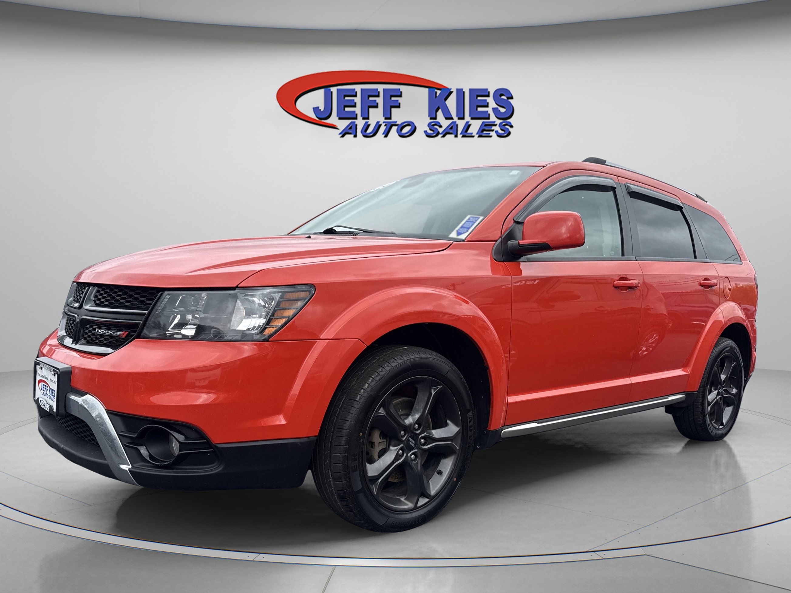 Used 2018 Dodge Journey Crossroad AWD/4WD image 1