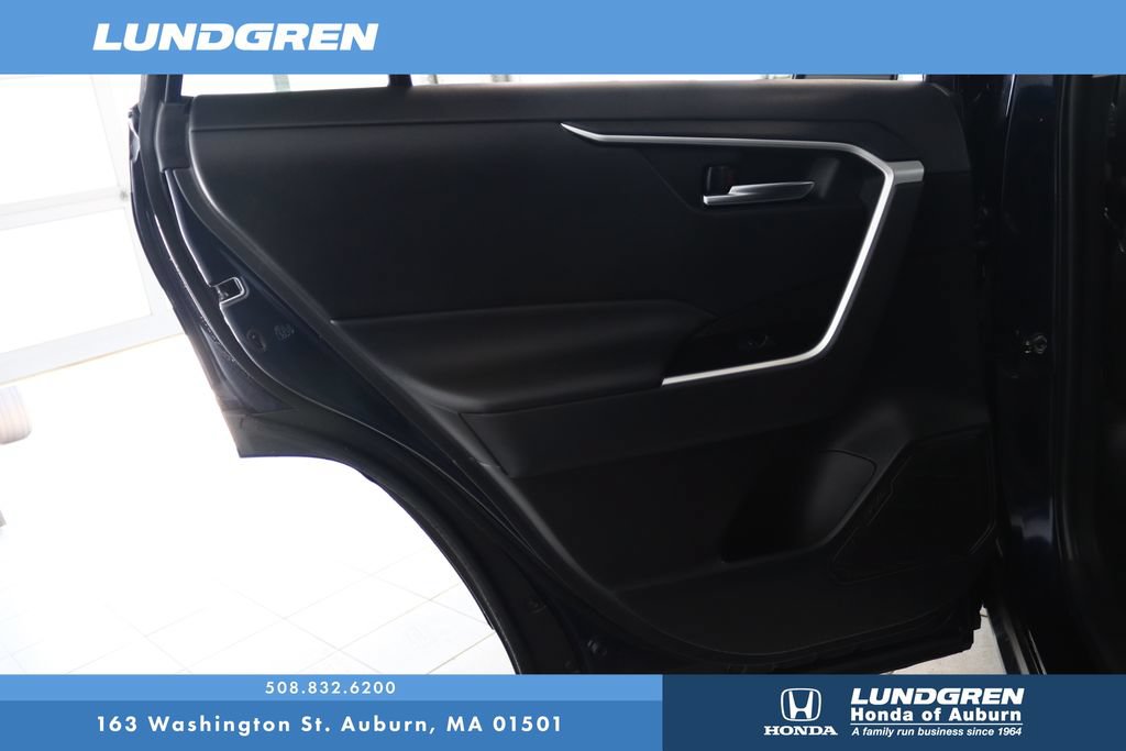 Used 2022 Toyota RAV4 XLE Premium AWD/4WD image 14
