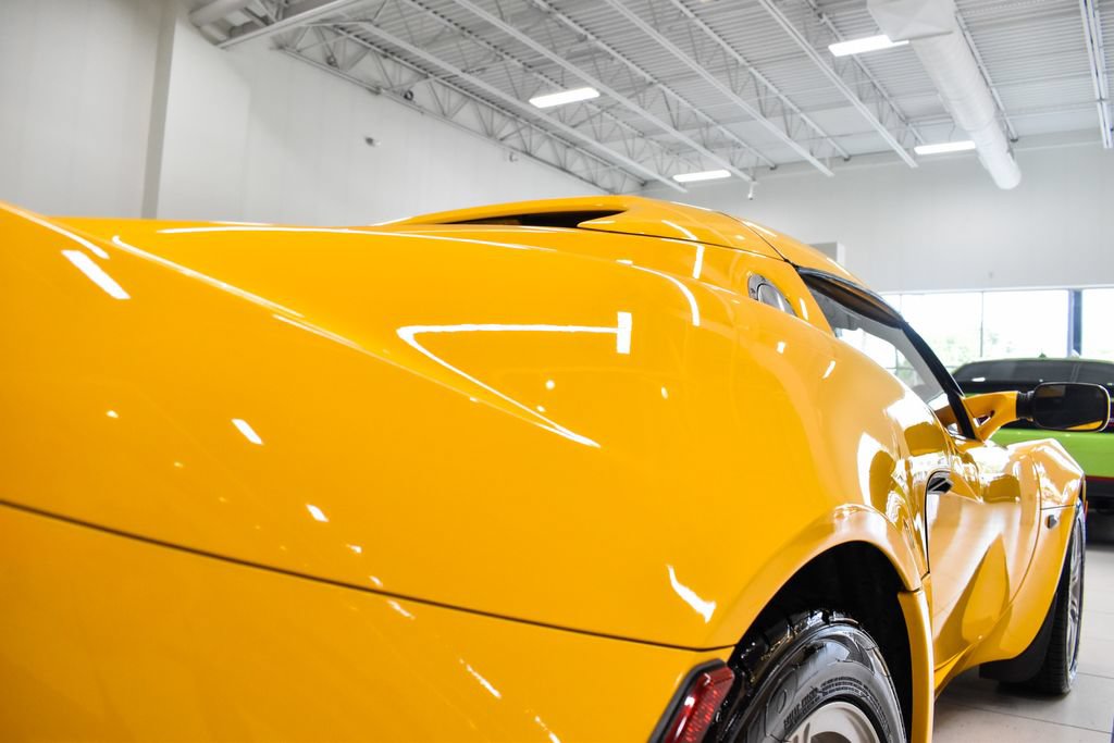 Used 2005 Lotus Elise RWD image 14