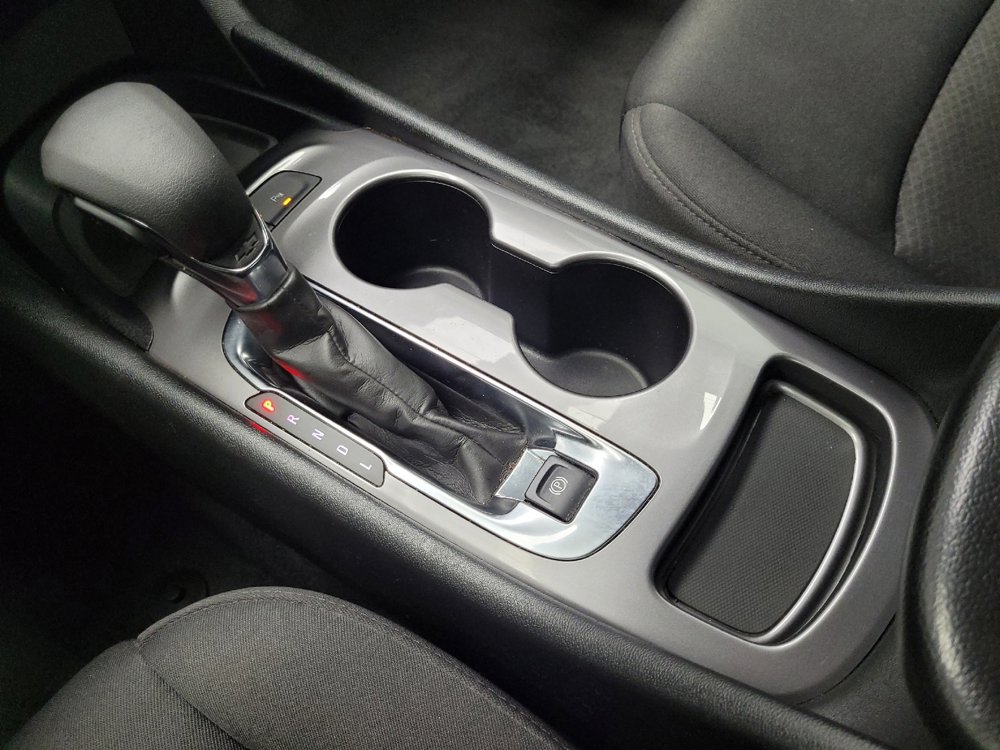 Used 2025 Chevrolet Malibu LS FWD image 26