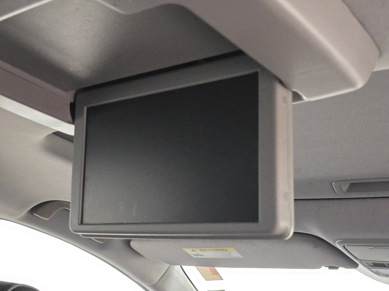 Used 2023 Honda Odyssey Elite image 9