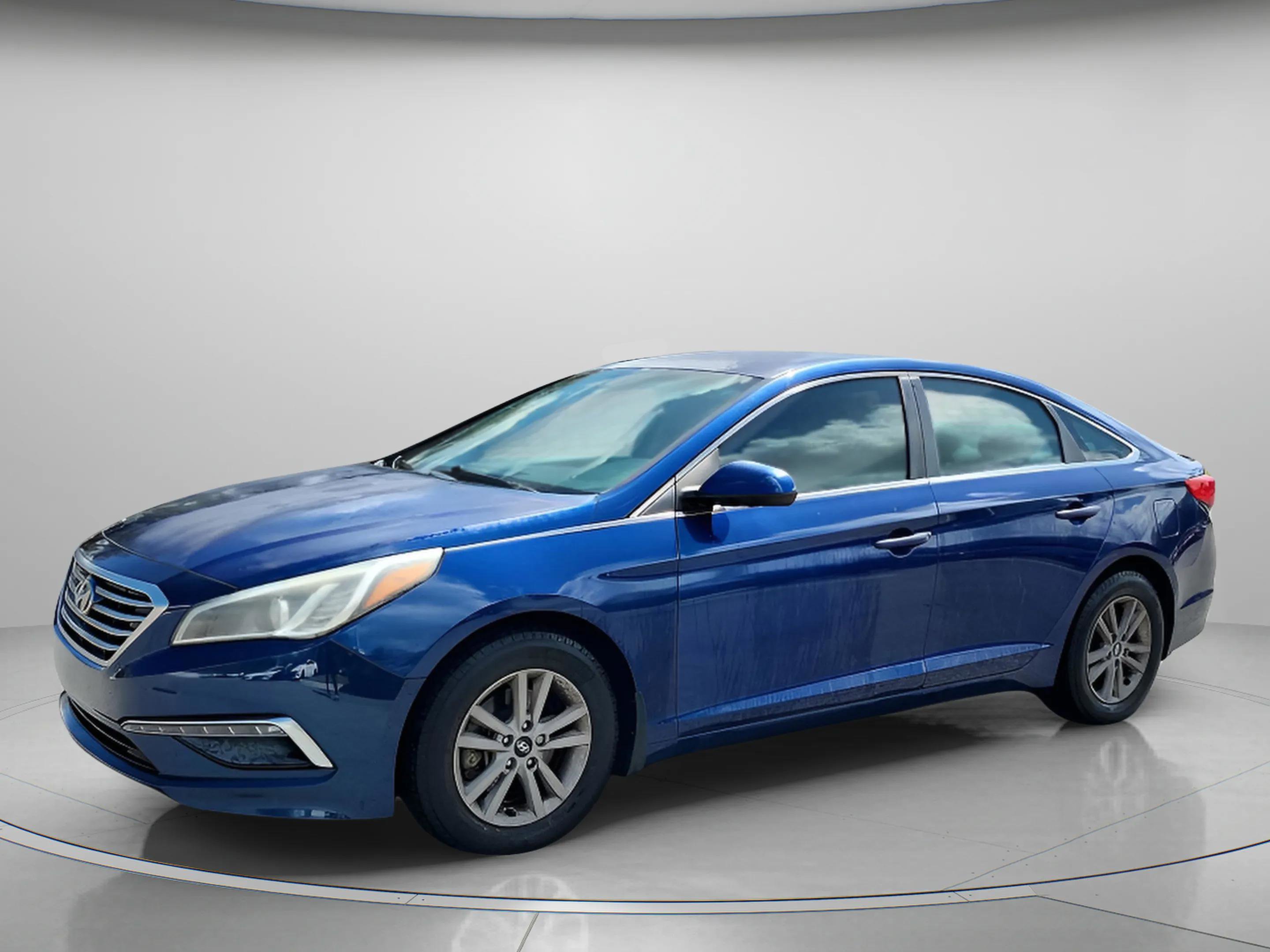 Used 2015 Hyundai Sonata SE w/ Option Group 09 image 2
