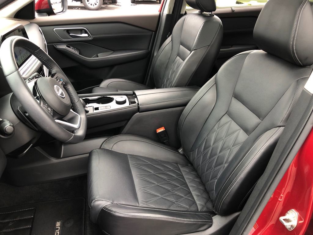 Used 2023 Nissan Rogue Platinum w/ Platinum Premium Package image 19