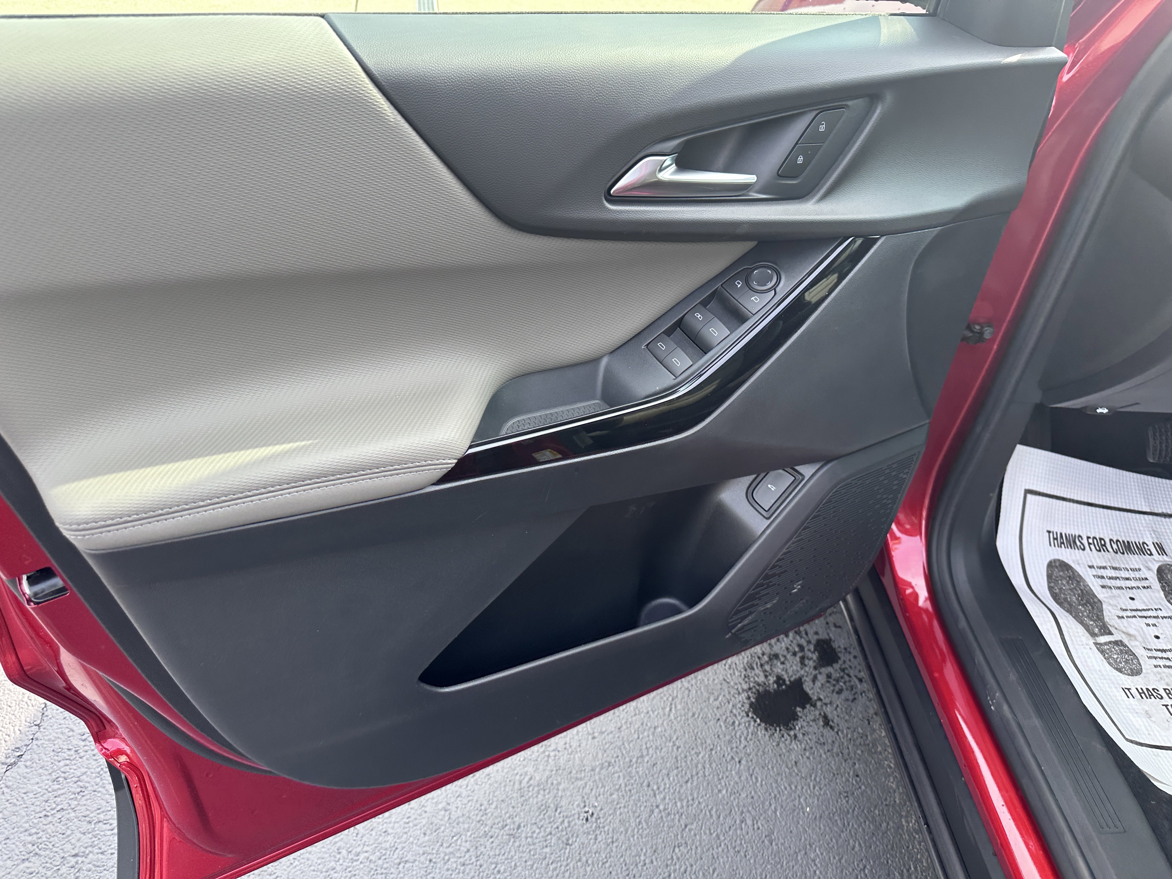 New 2026 Chevrolet Equinox LT w/ Convenience Package II image 15