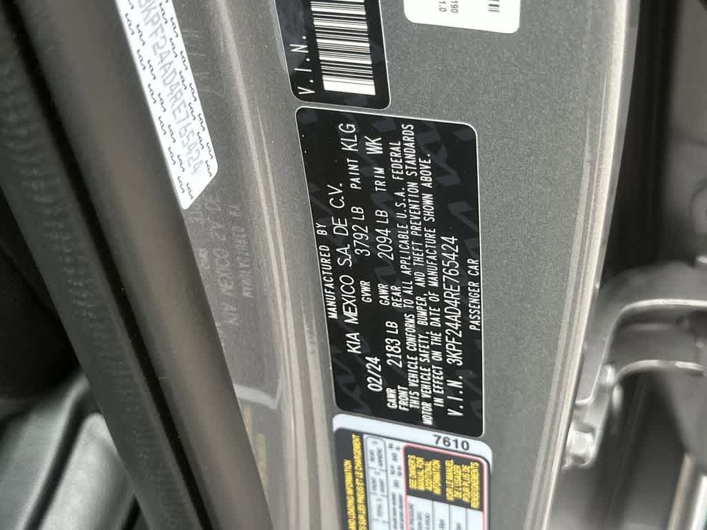 Certified 2024 Kia Forte LXS w/ LXS Technology Package FWD image 29