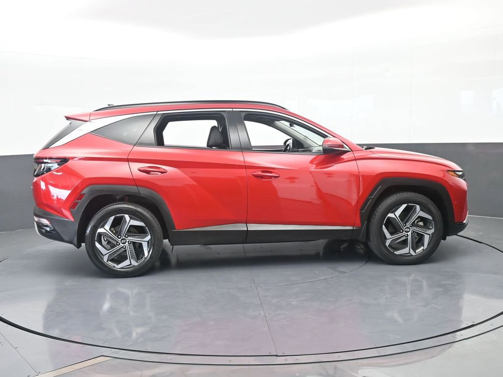 Used 2023 Hyundai Tucson Limited w/ Cargo Package AWD/4WD image 7