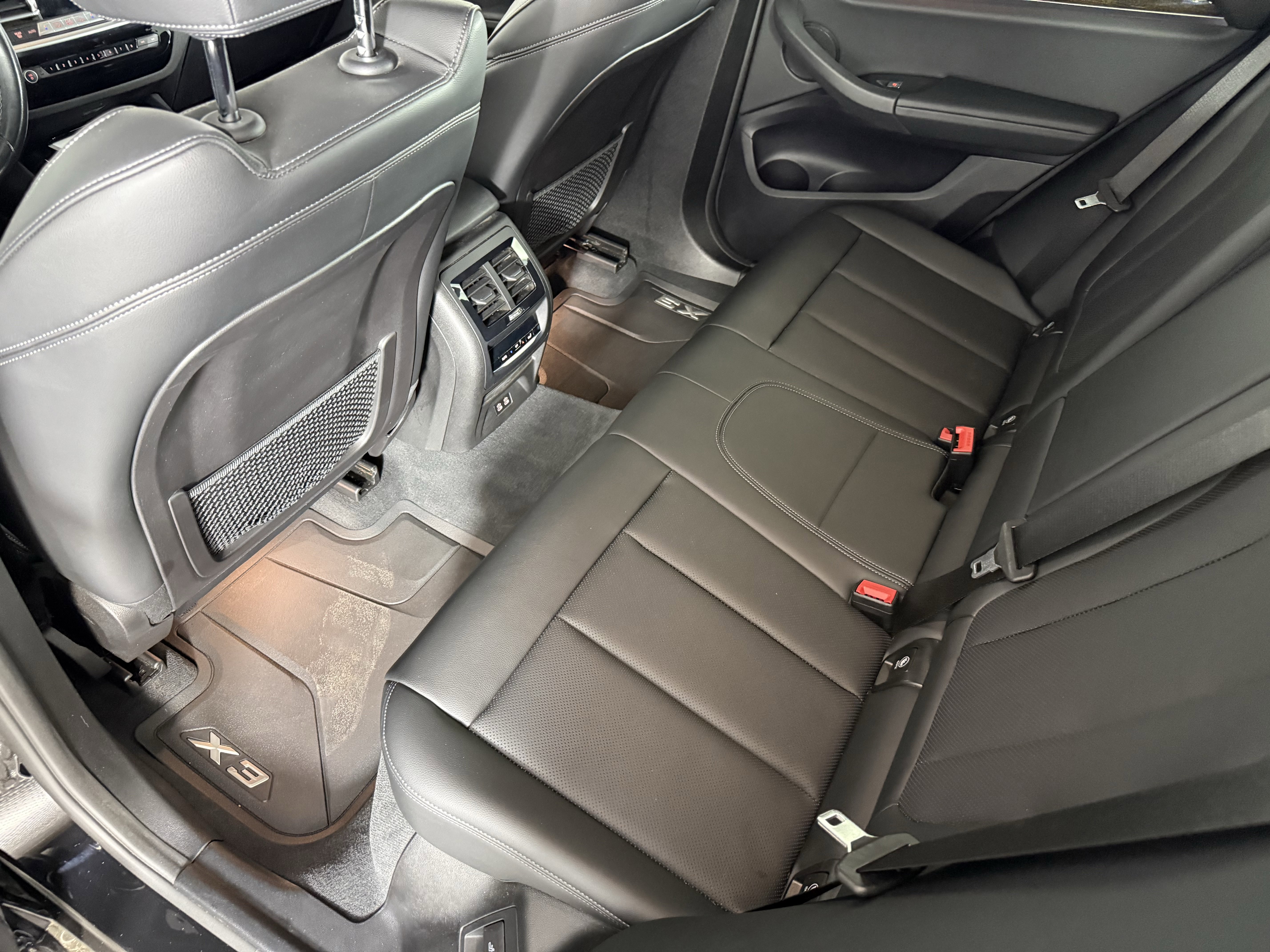 Used 2022 BMW X3 xDrive30i w/ Convenience Package image 17