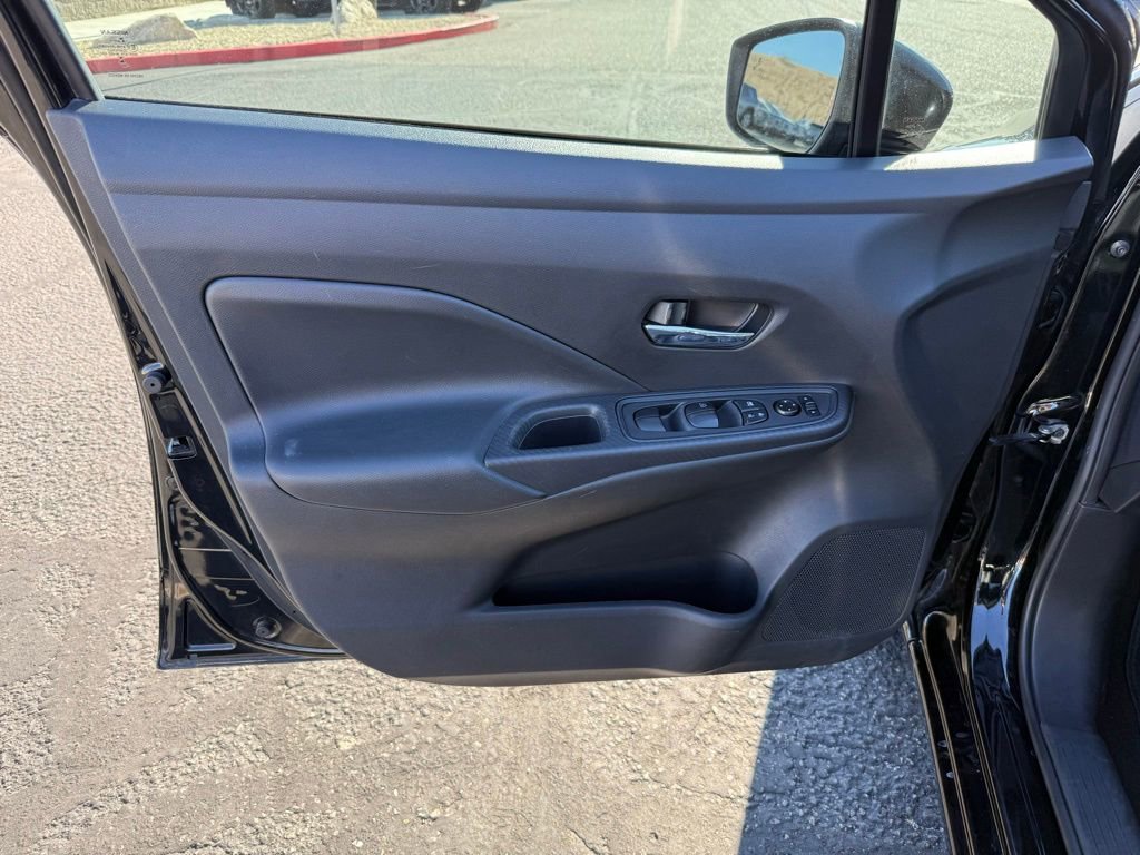 Used 2023 Nissan Versa SV image 19