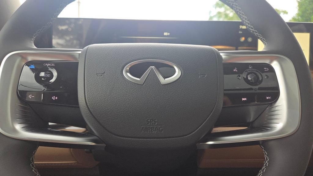 New 2027 INFINITI QX80 Luxe w/ Cargo Package AWD/4WD image 19