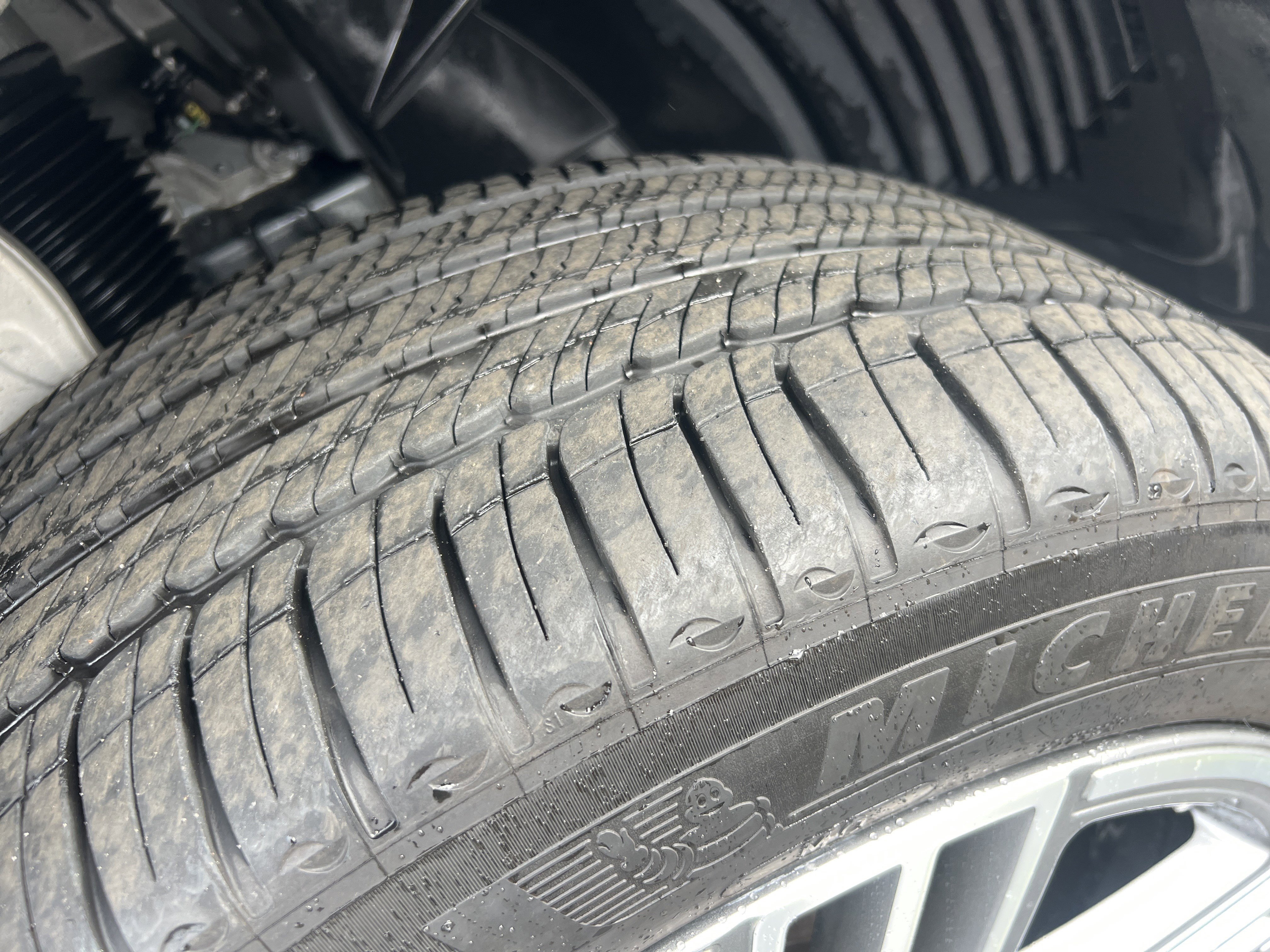 Certified 2024 Mercedes-Benz GLS 450 4MATIC image 12