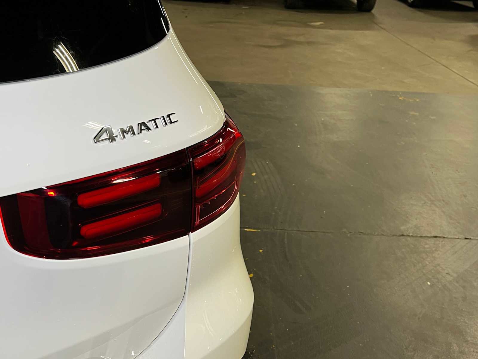 Certified 2025 Mercedes-Benz GLB 250 4MATIC image 16