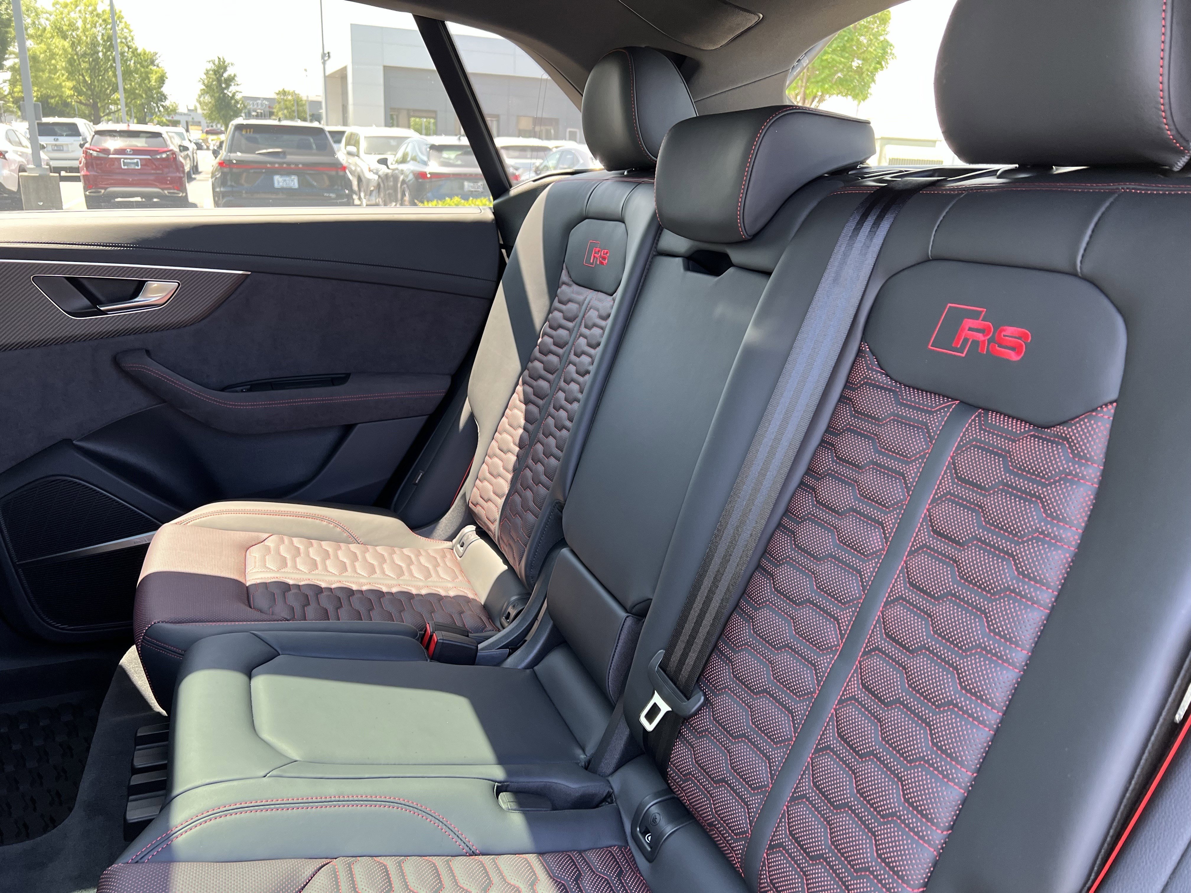 Certified 2025 Audi RS Q8 performance AWD/4WD image 32