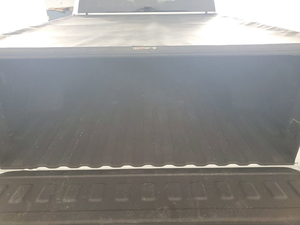 Used 2024 Chevrolet Silverado 2500 Custom w/ Custom Value Package image 33