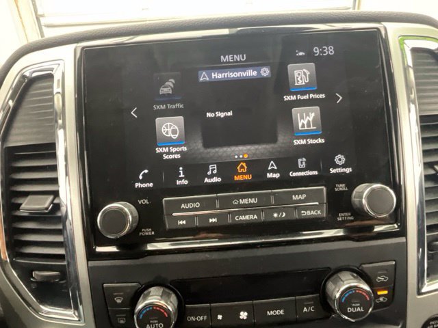 Used 2020 Nissan Titan SV w/ SV Convenience Package AWD/4WD image 8