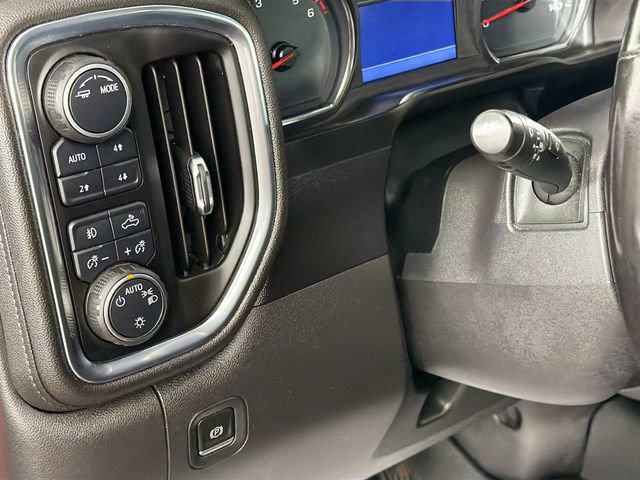 Used 2021 Chevrolet Silverado 1500 RST image 10