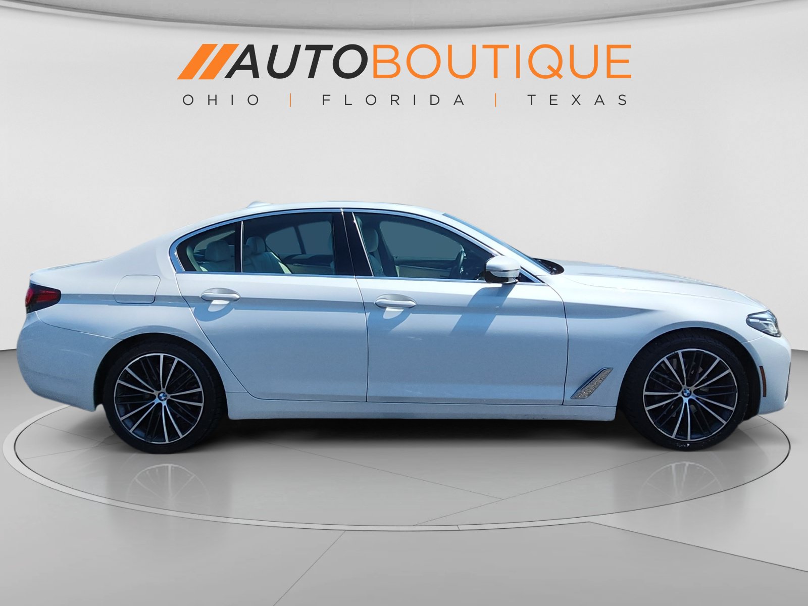 Used 2021 BMW 530i w/ Premium Package RWD image 6