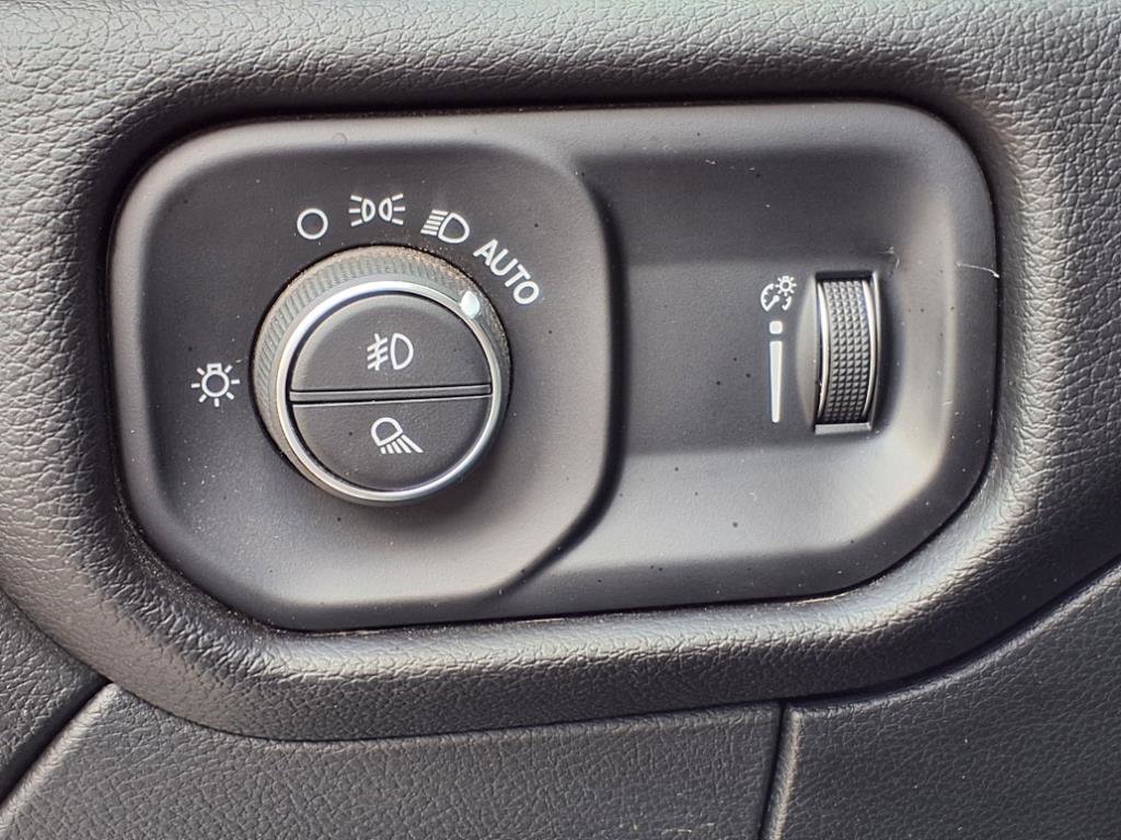 Used 2024 RAM 2500 Big Horn image 18