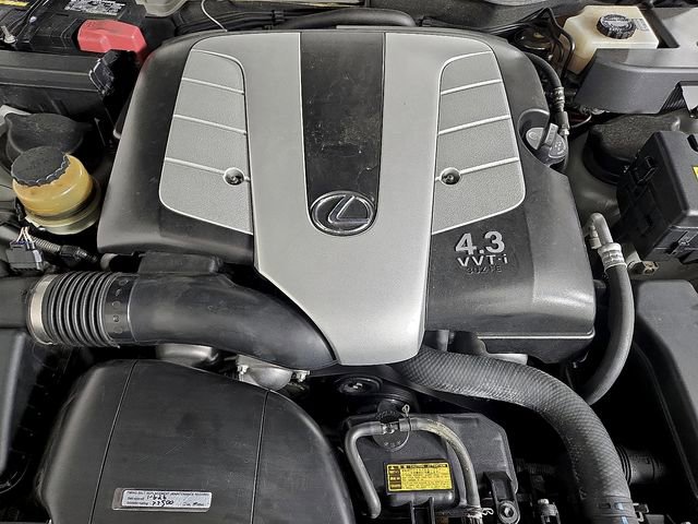 Used 2004 Lexus SC 430 Convertible image 29