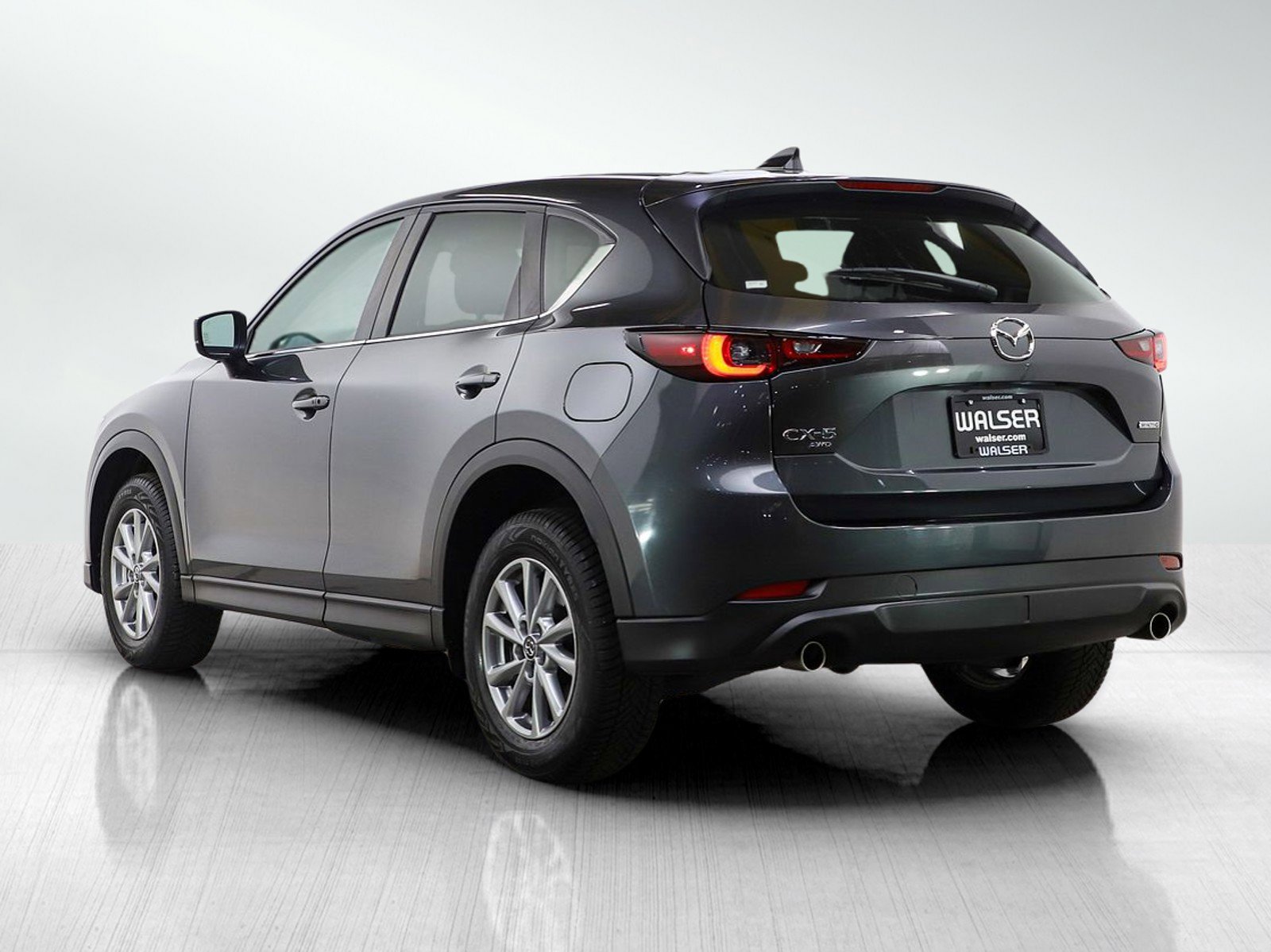 Used 2023 MAZDA CX-5 AWD 2.5 S w/ Preferred Package image 3