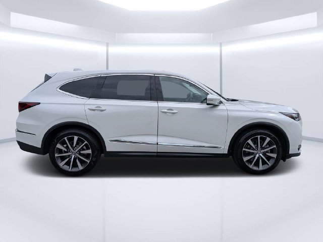 Used 2026 Acura MDX w/ Technology Package FWD image 2