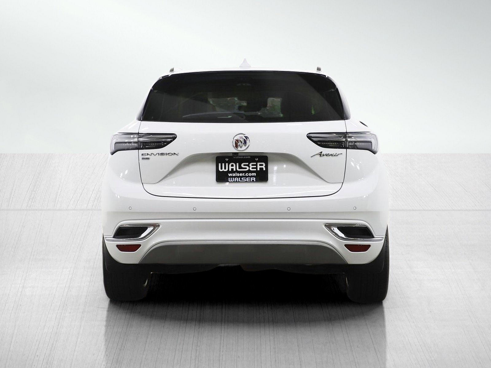 Used 2021 Buick Envision Avenir w/ Technology Package II image 4