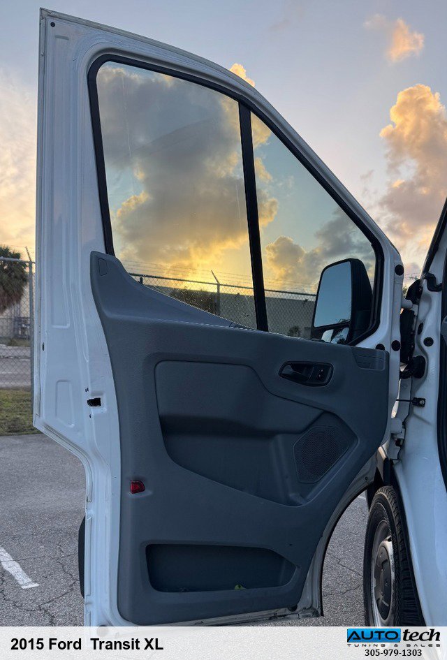 Used 2015 Ford Transit 350 XL RWD image 13