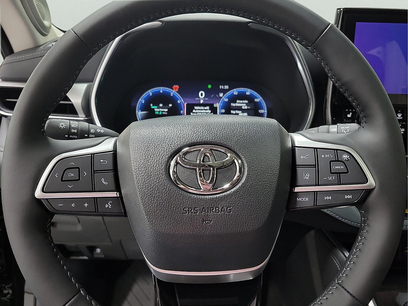 Certified 2026 Toyota Highlander Platinum AWD/4WD image 20