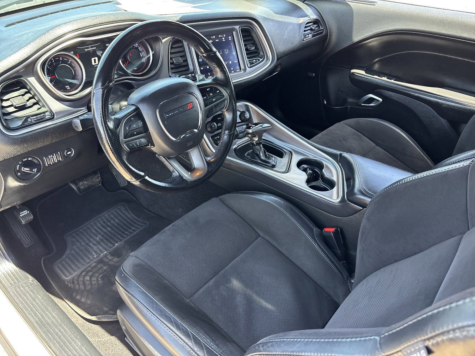 Used 2019 Dodge Challenger R/T Scat Pack w/ Plus Package RWD image 18