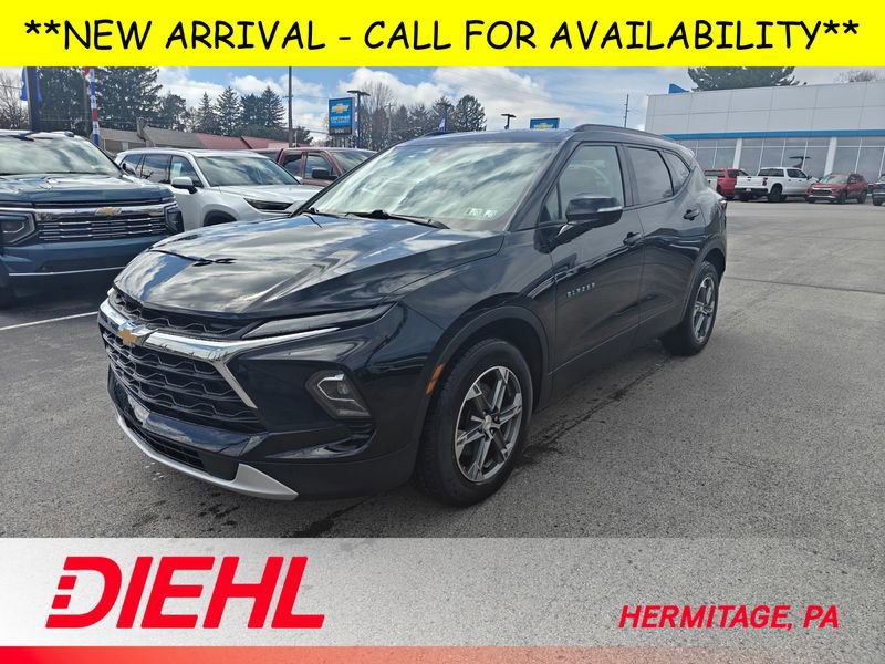 Used 2023 Chevrolet Blazer LT image 1