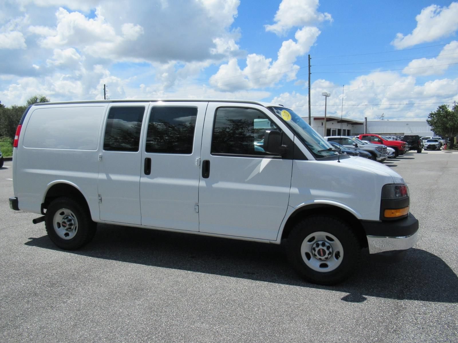Used 2021 GMC Savana 2500 w/ Driver Convenience Package RWD image 2