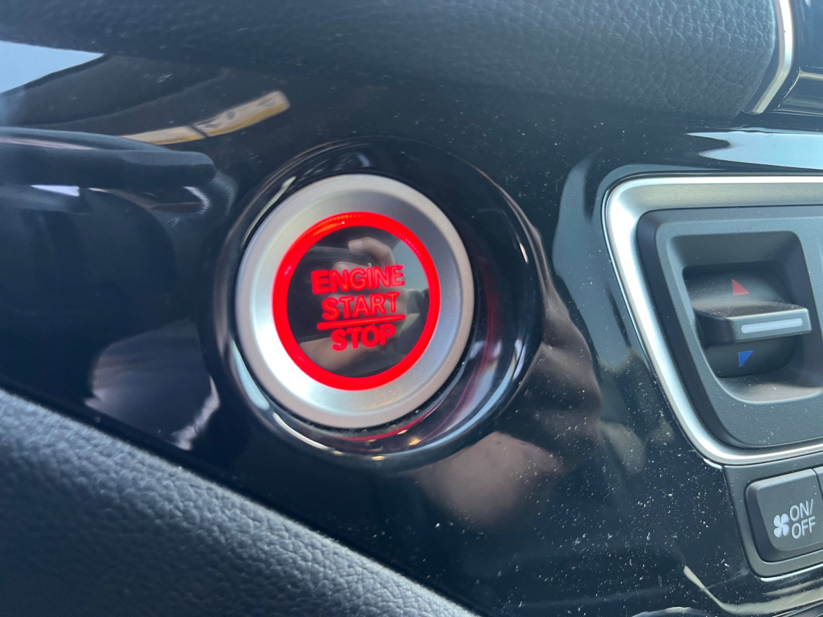Used 2025 Honda Ridgeline Black Edition image 29