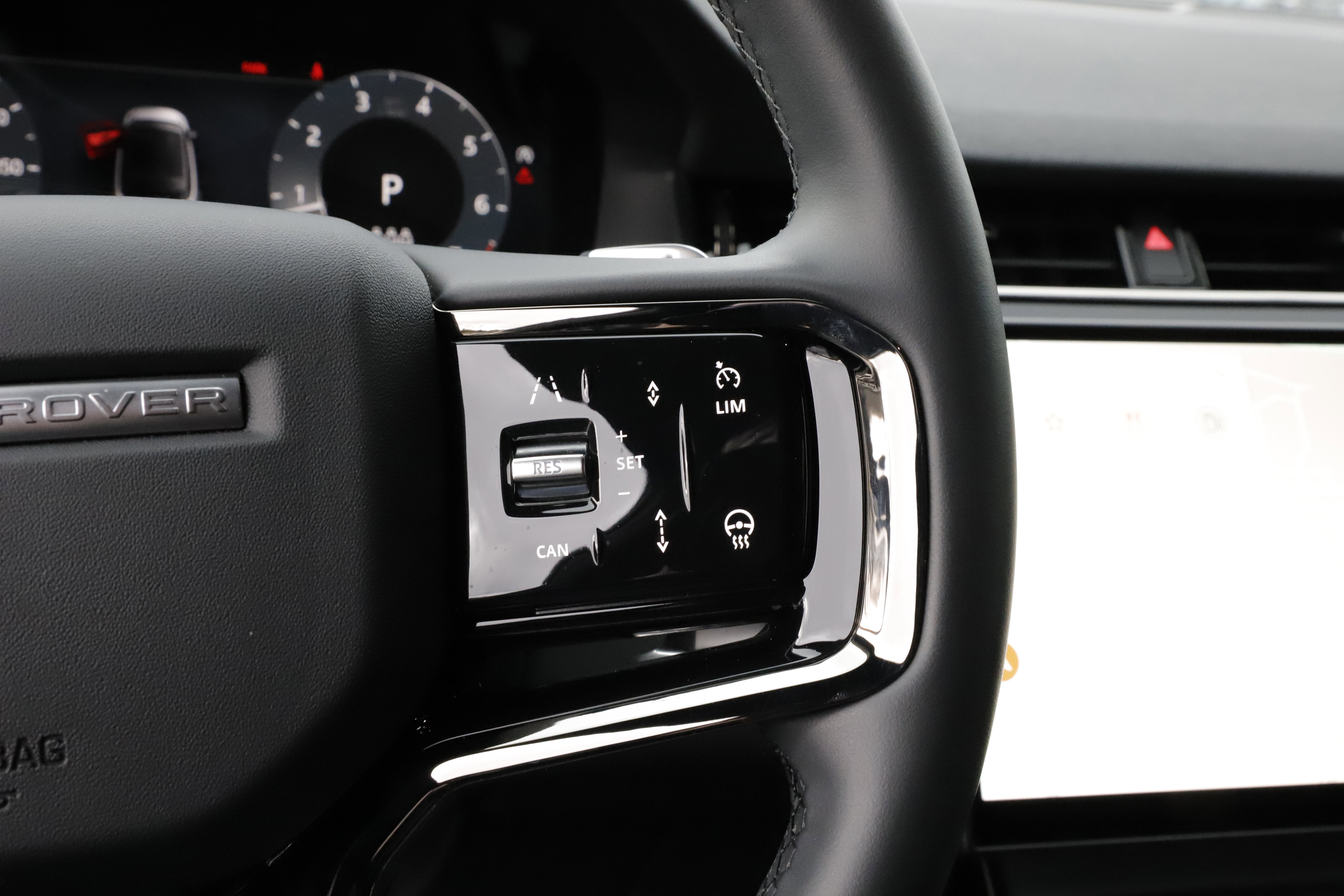 Certified 2025 Land Rover Range Rover Evoque S AWD/4WD image 24