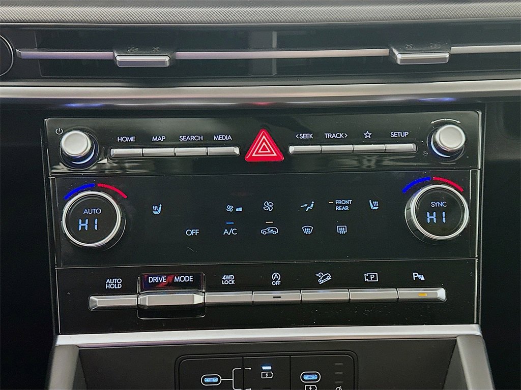 Used 2025 Hyundai Santa Fe XRT image 18