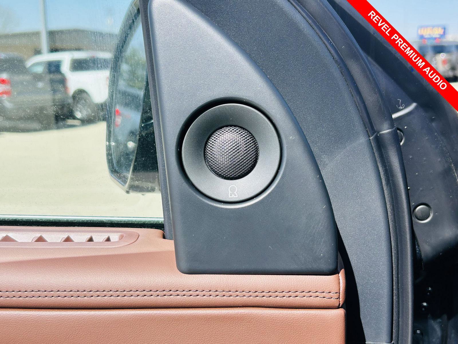 New 2026 Lincoln Navigator Reserve image 5