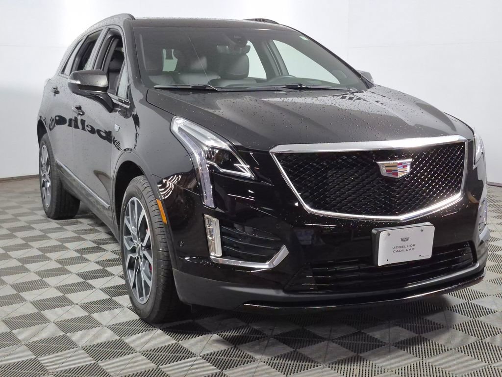 New 2025 Cadillac XT5 Sportv w/ Technology Package