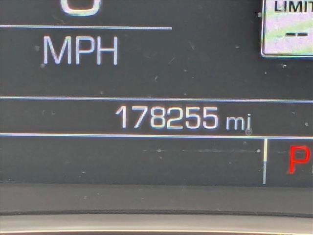 Used 2019 GMC Acadia SLT image 15