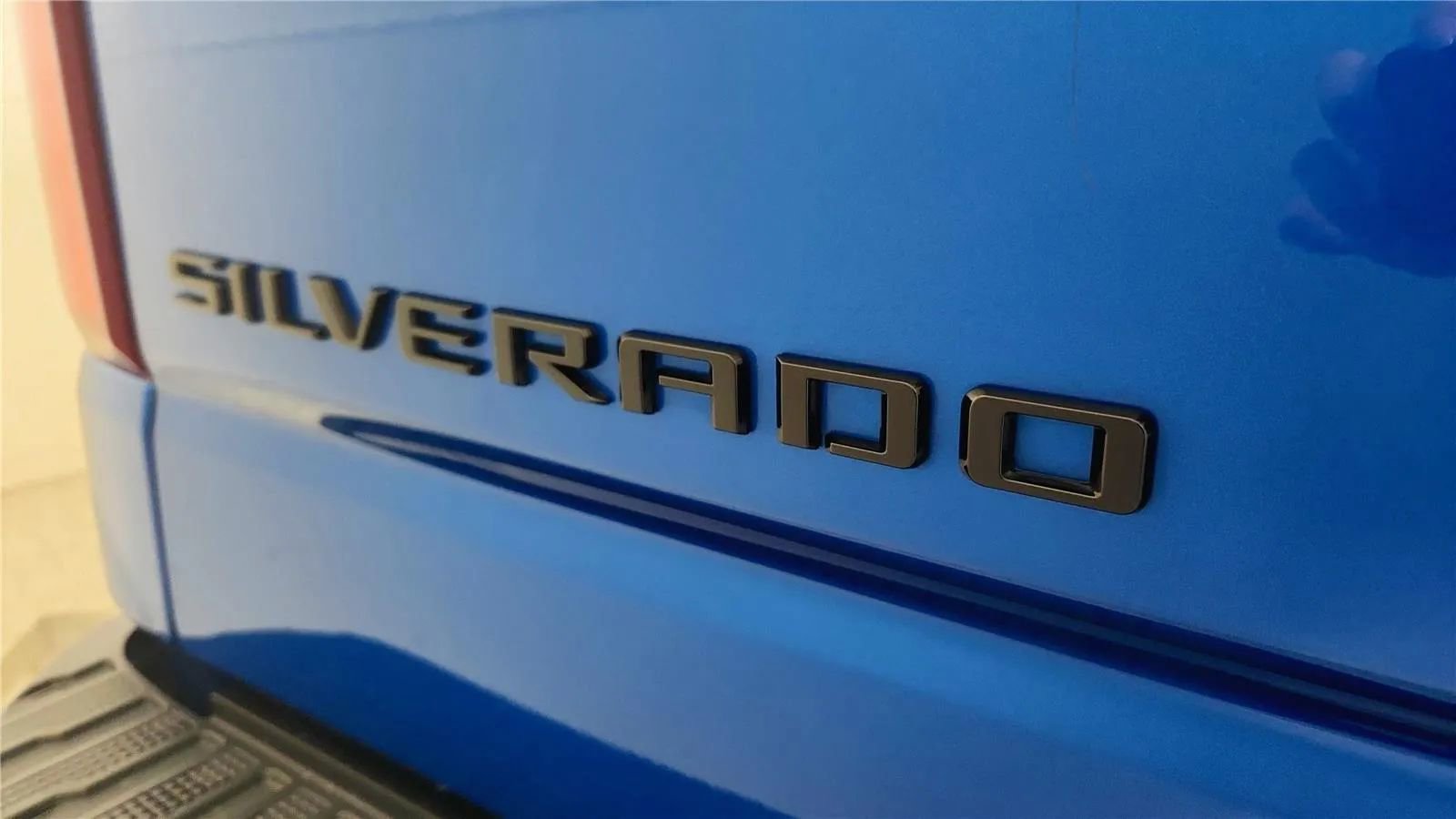 Used 2023 Chevrolet Silverado 1500 LT Trail Boss w/ LT Trail Boss Premium Package image 17