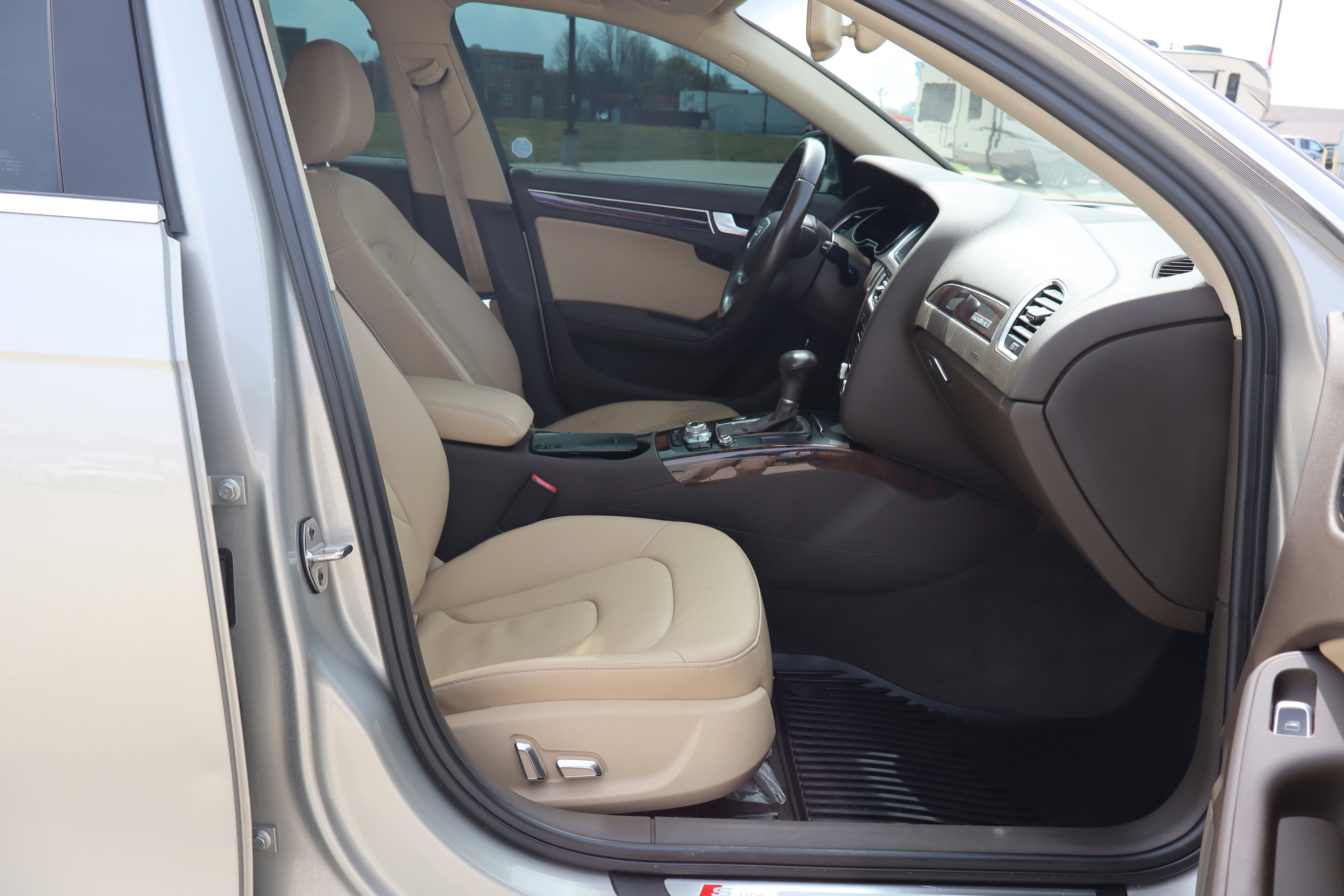 Used 2014 Audi A4 2.0T Premium Plus image 12