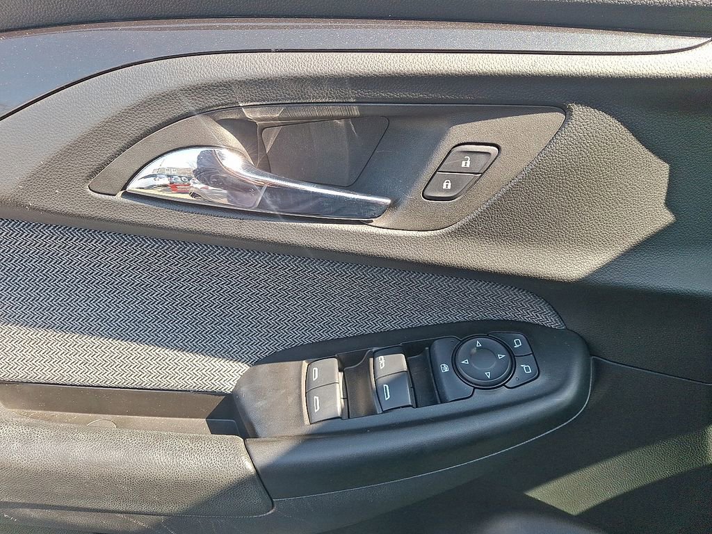 Used 2023 Chevrolet TrailBlazer LT image 12