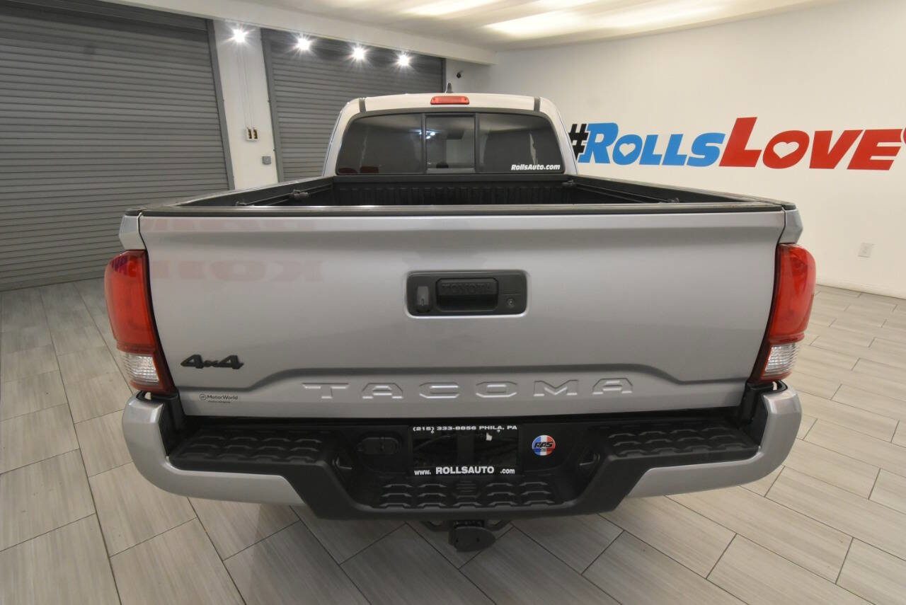 Used 2020 Toyota Tacoma SR w/ SX Package AWD/4WD image 4