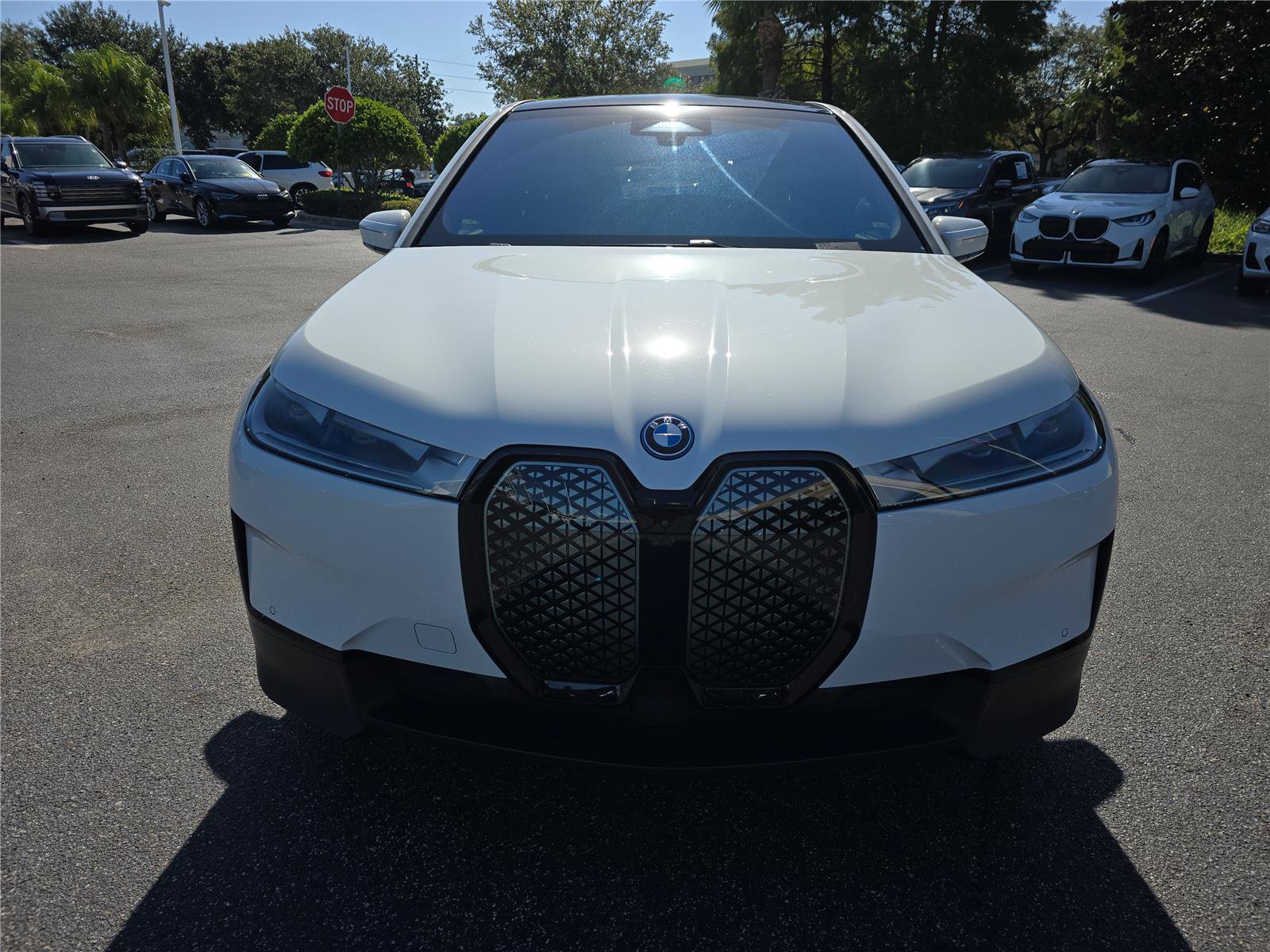 Certified 2024 BMW iX xDrive50 w/ Luxury Package AWD/4WD image 2