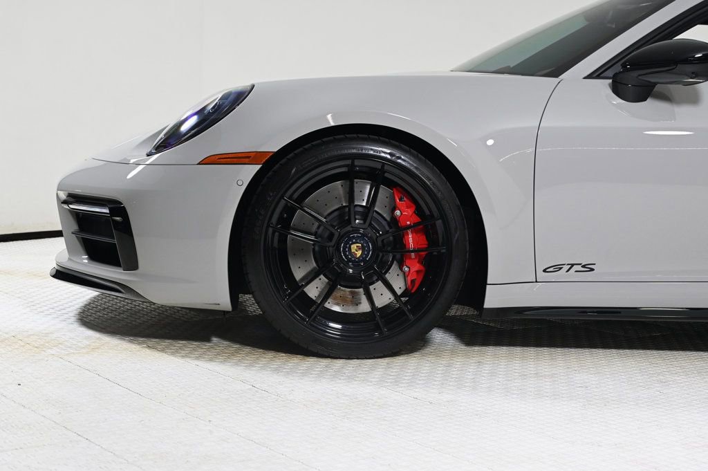 Certified 2024 Porsche 911 Carrera GTS image 25