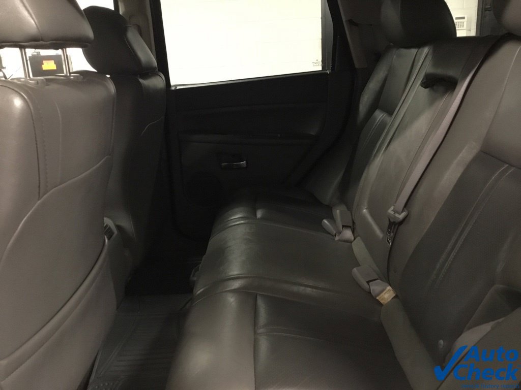 Used 2005 Jeep Grand Cherokee Limited AWD/4WD image 27