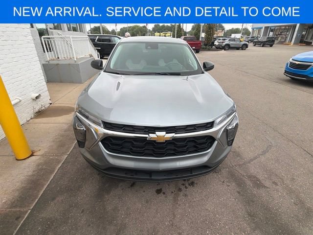 Certified 2024 Chevrolet Trax LS FWD image 3