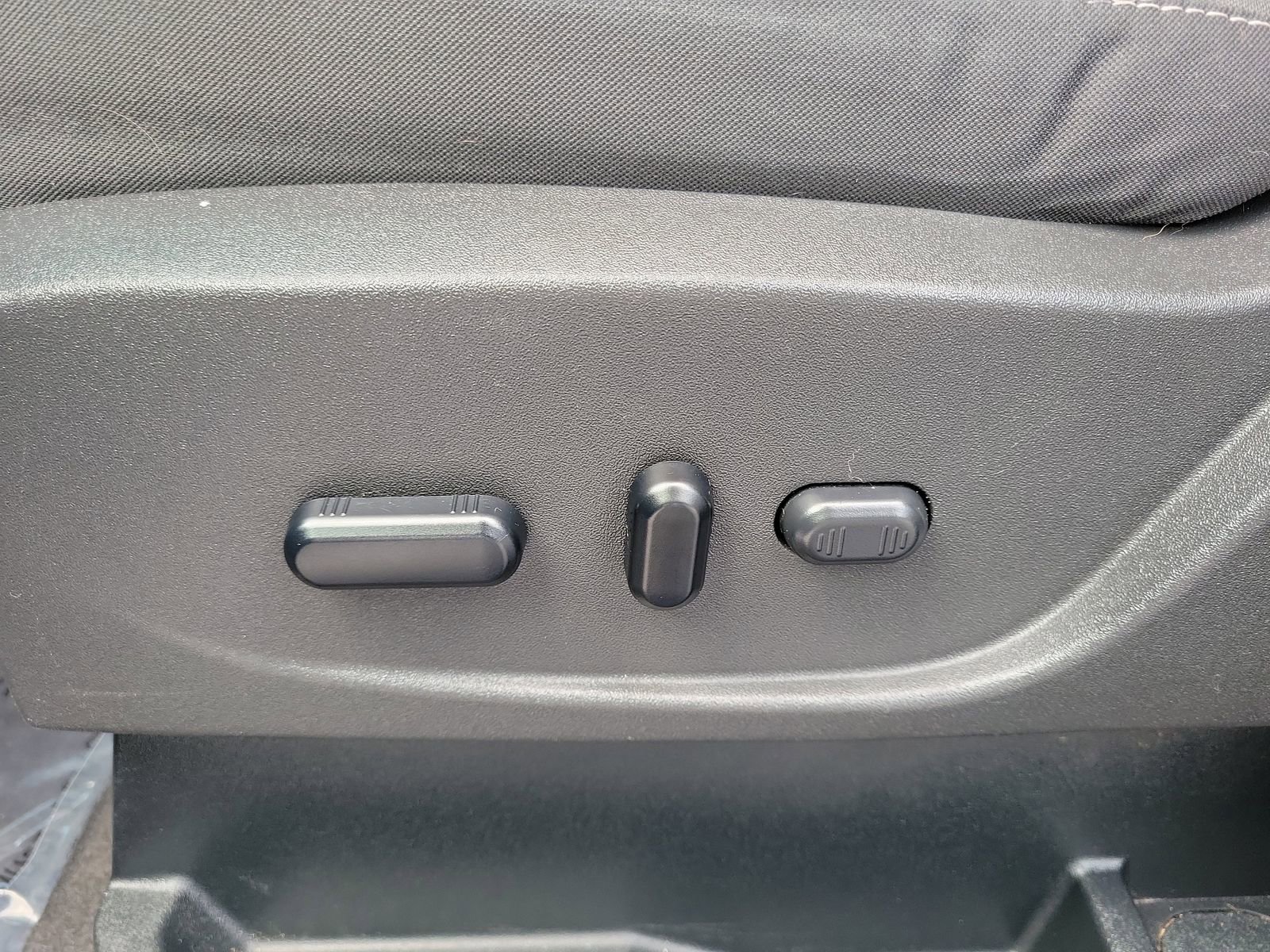 Used 2019 Ford Escape SE AWD/4WD image 13