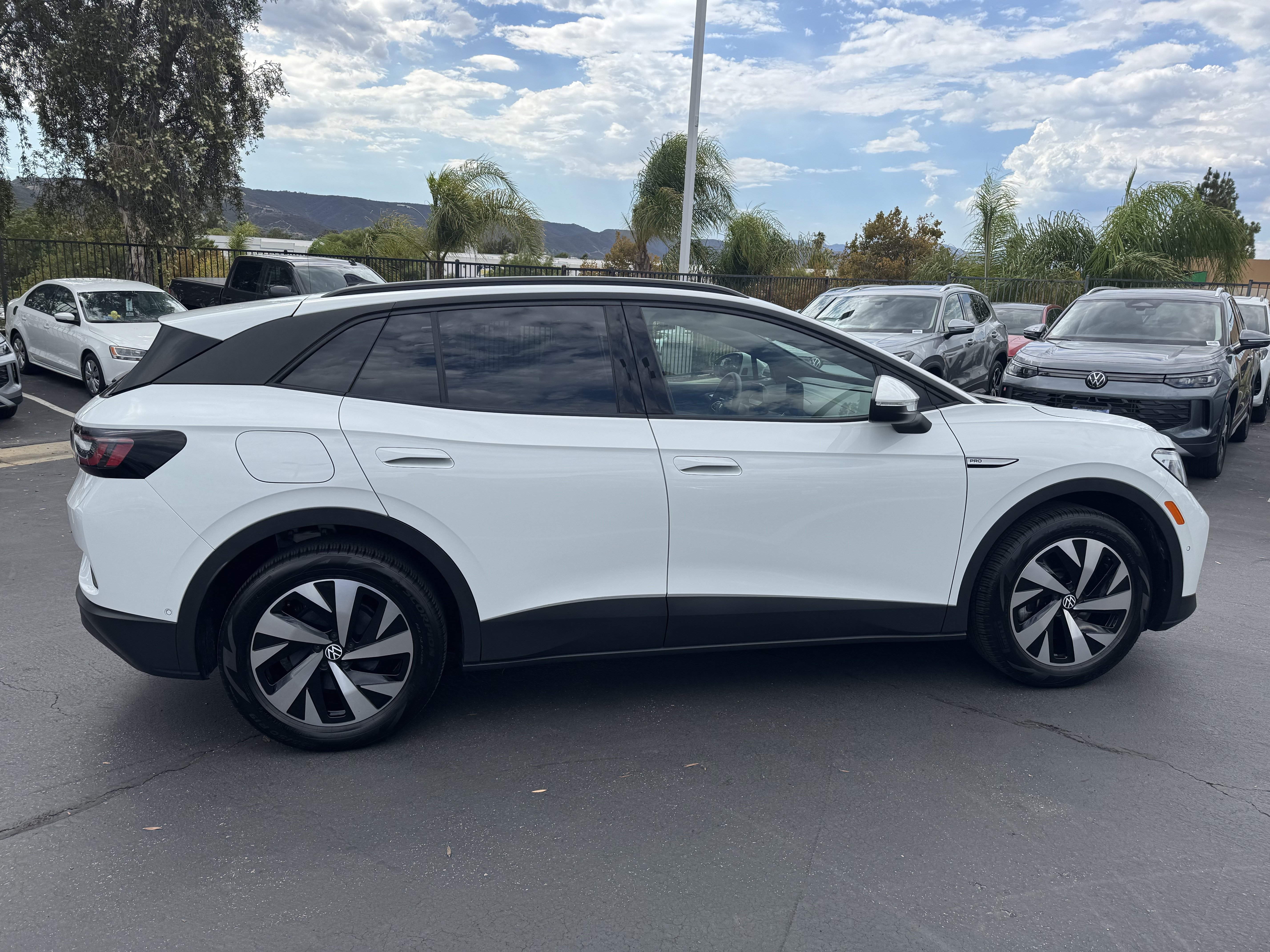 Used 2025 Volkswagen ID.4 Pro RWD image 10
