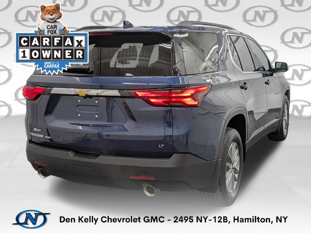 Used 2023 Chevrolet Traverse LT w/ LPO, Floor Liner Package AWD/4WD image 2