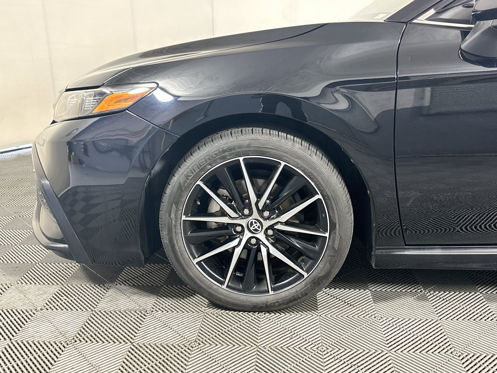 Certified 2023 Toyota Camry SE FWD image 11
